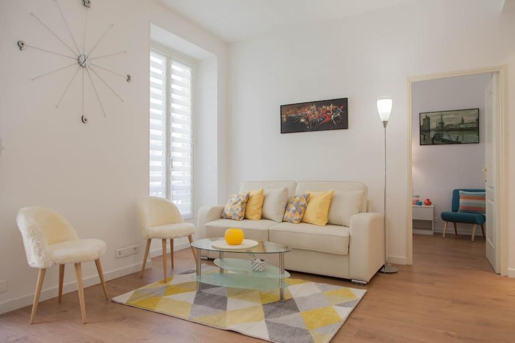 #28 1 Bdr Flat Ac Balcony Hper Central 10Mins To Beach & Old Town Nice Ngoại thất bức ảnh