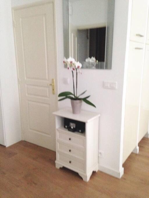 #28 1 Bdr Flat Ac Balcony Hper Central 10Mins To Beach & Old Town Nice Ngoại thất bức ảnh